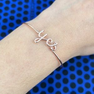 “Yes” bracelet